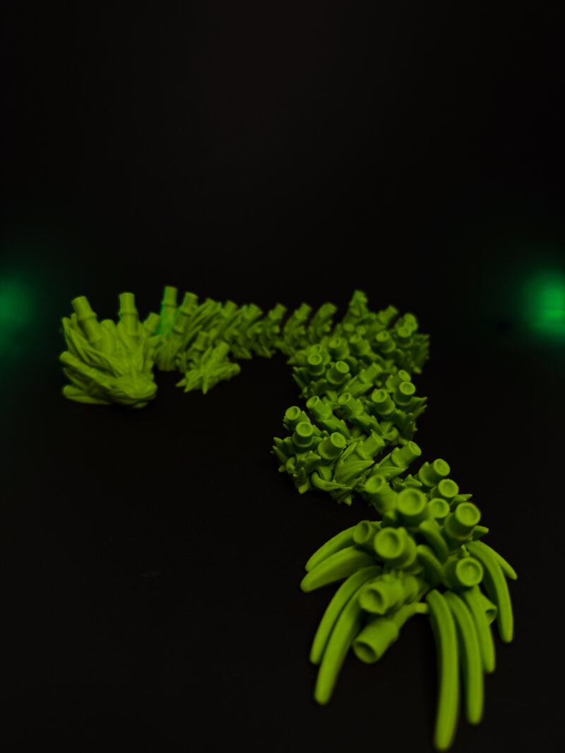 Smok Bambusowy – Szmaragdowy Wędrowiec 🐉🎍