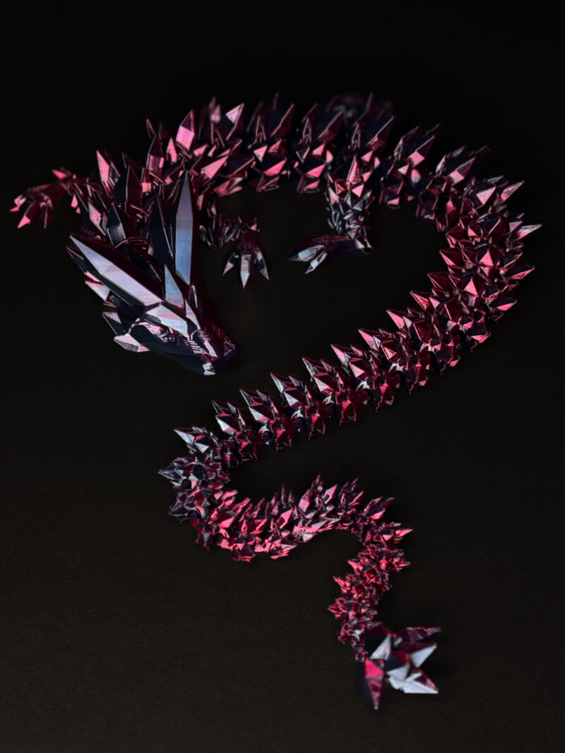 Krystaliczna Bestia - Smok w kolorze Midnight City